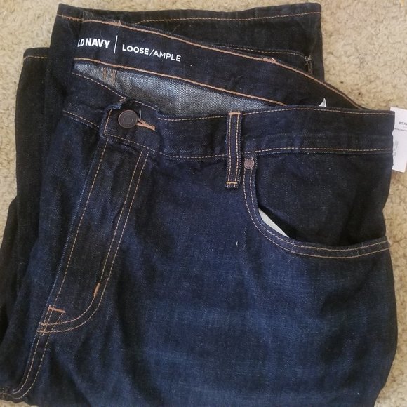 Old Navy Men's Dark Wash Loose Jeans - Picture 1 of 8